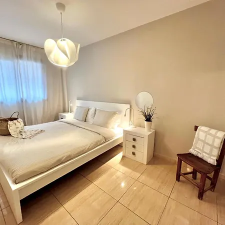 Διαμέρισμα Cozy Carolina Ii *