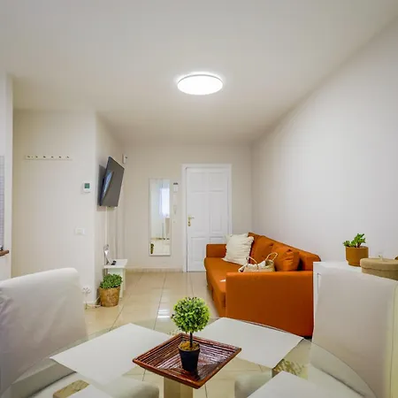 Apartmán Cozy Carolina Ii *